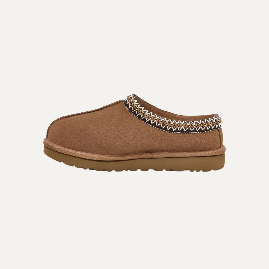 Kloggy Clogs – The Lounge